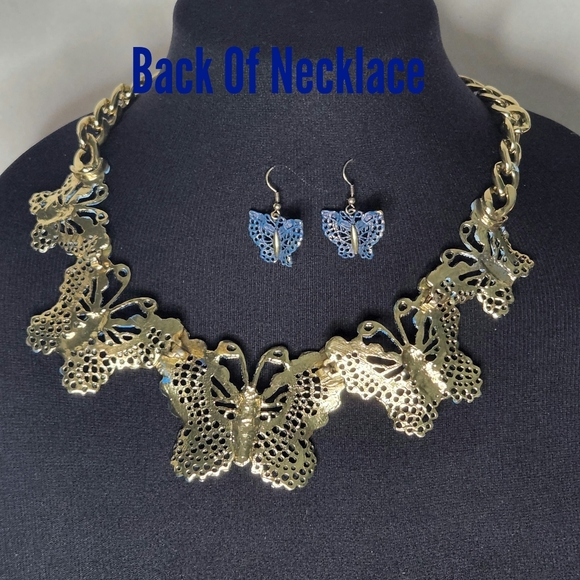 Fashion Jewelry Bufferfly Necklace & Earrings Set - Picture 3 of 11